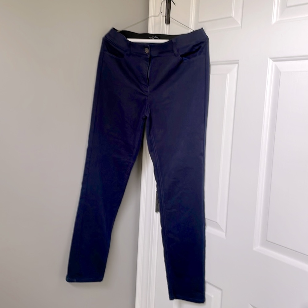 NWOT Navy pants 6/28 from Stitch Fix. Nice stretch and beautiful fit.